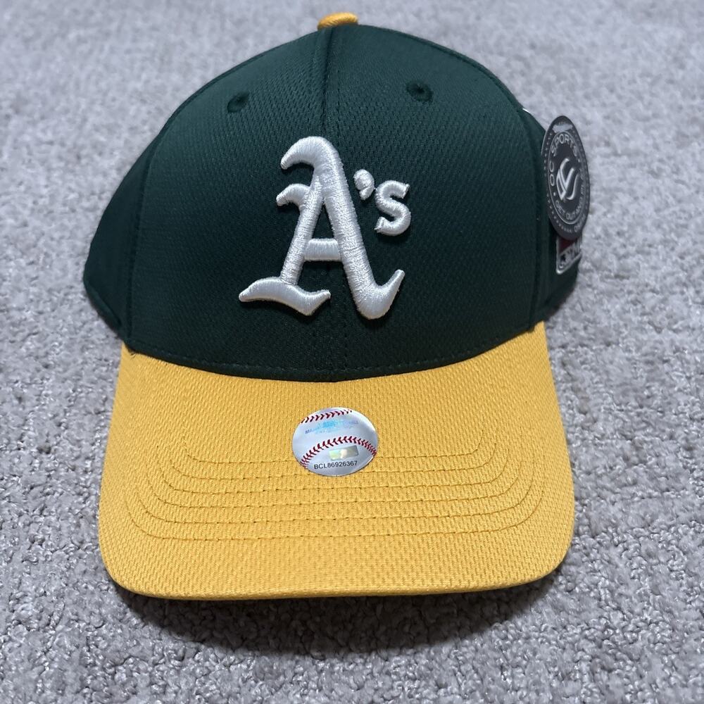 MLB Genuine Oakland Athletics A’s MLB Baseball Cap Hat Green Yellow Curved NWT